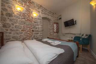 Гостевой дом Antika Guesthouse Котор Двухместный номер с 1 кроватью-7